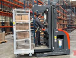 Hiring Warehouse Cherry Picker.